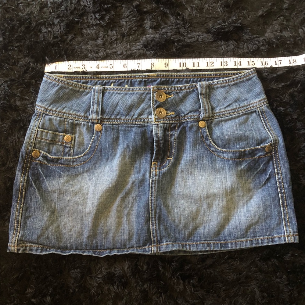 VINTAGE Y2K LOW RISE L.E.I DENIM MINI SKIRT